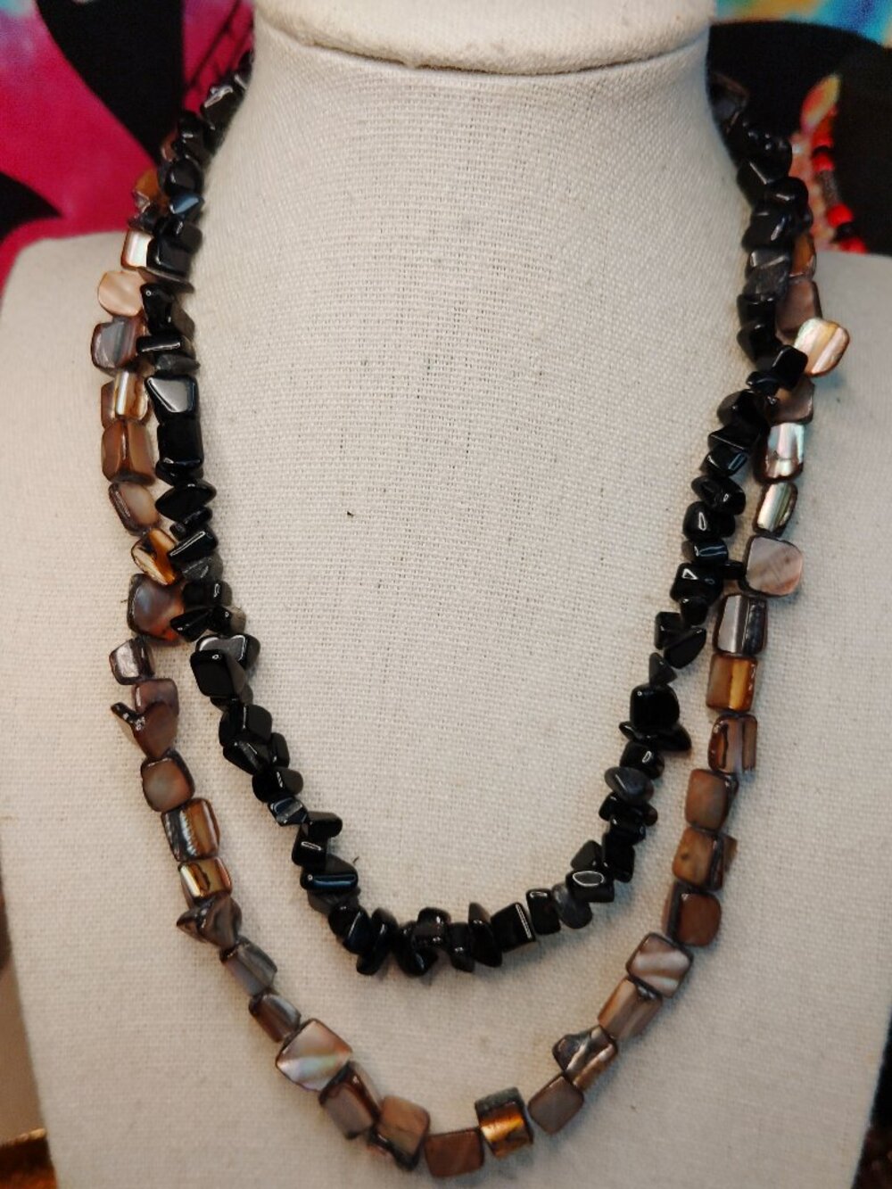 Shell & Black Stone Two‑Strand Necklace - Picture 2 of 7